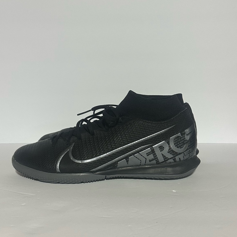 Nike Mercurial Superfly 7 Academy IC Indoor Soccer Shoe